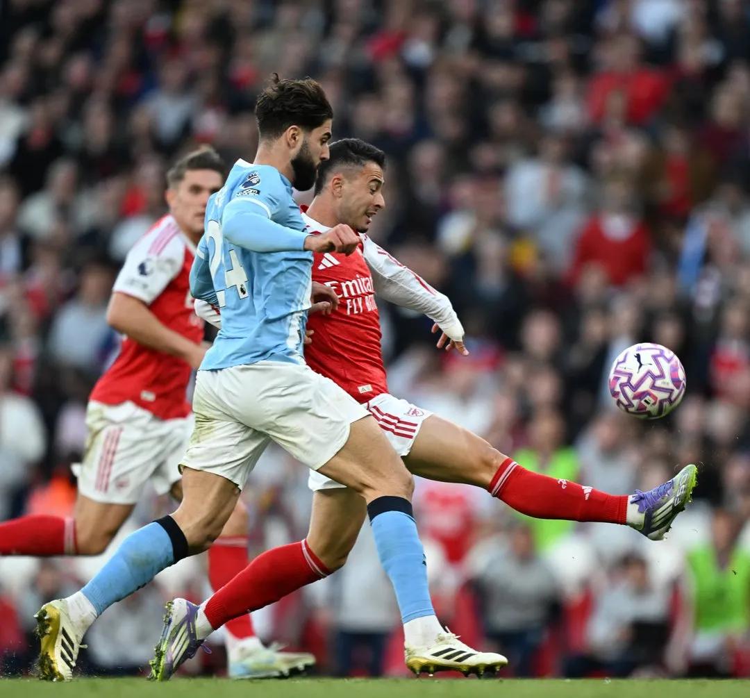 阿森纳遭遇争议判罚，裁判组回应：执法公正，重要感觉.的简单介绍