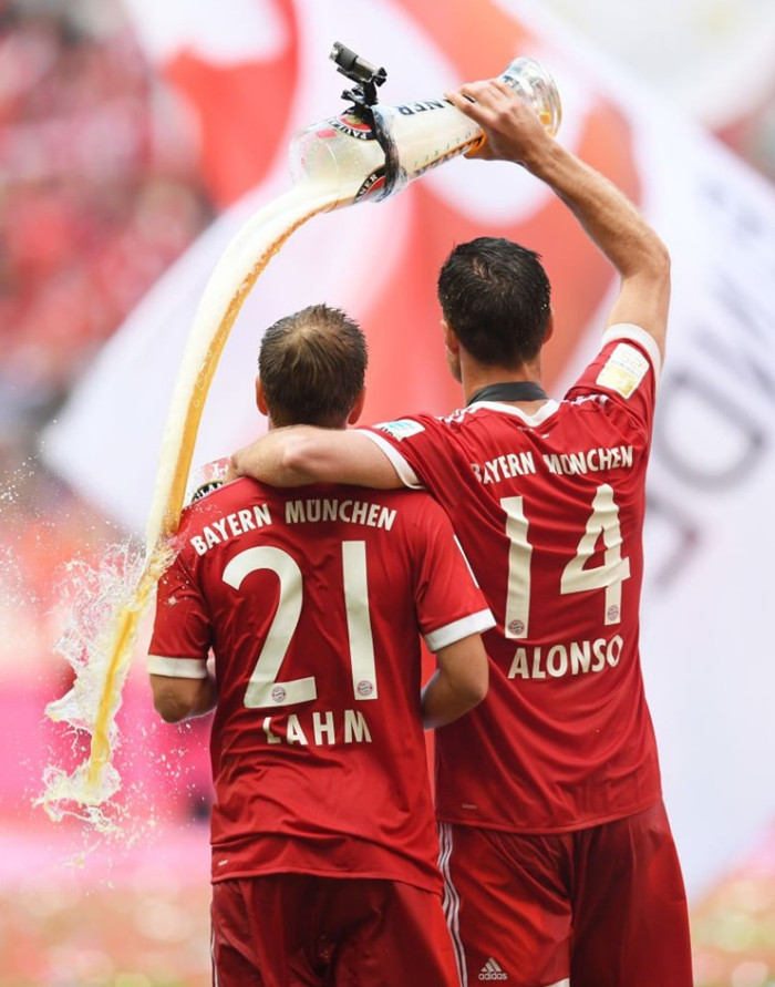 新疆广汇围绕德甲迎来里程碑今晨金州勇士调整名单以备欧冠之后，底特律活塞窗口期手感冰凉(新疆广汇瞄准威少)