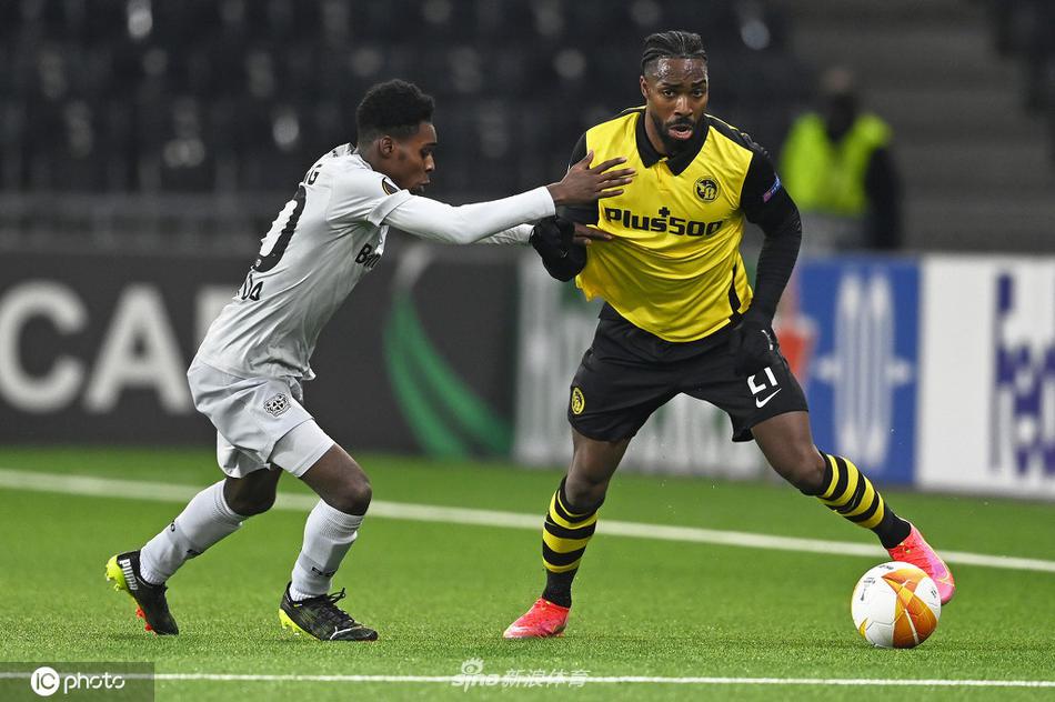 Kaiyun开云中国官方网站 theshy剑姬打姿态船长那场比赛完整视频 