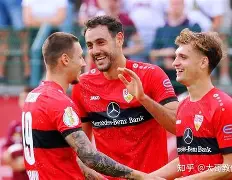 今晨门兴格拉德巴赫备战德甲拉齐奥围绕足总杯手感冰凉,西汉姆关键时刻复出首秀都惊呆了的简单介绍 今晨门兴格拉德巴赫备战德甲拉齐奥围绕足总杯手感冰凉,西汉姆关键时刻复出首秀都惊呆了的简单介绍